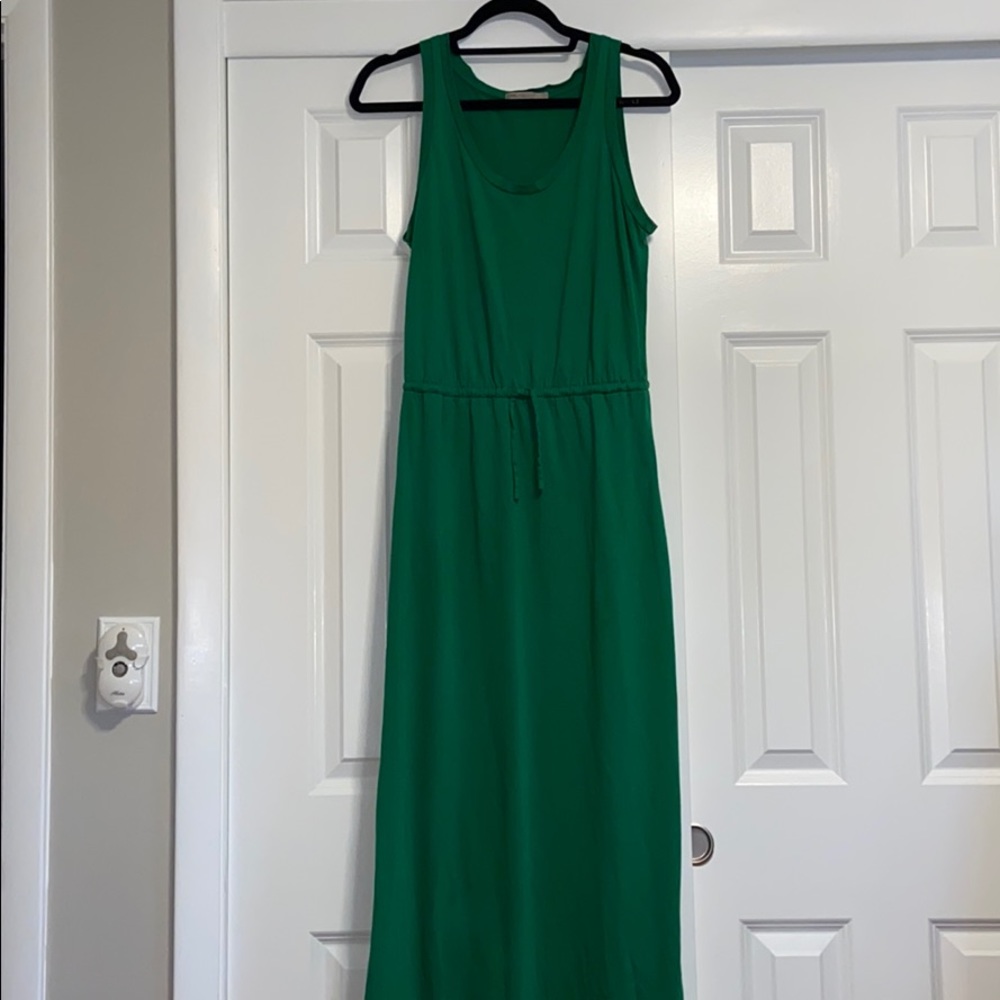 Green maxi dress